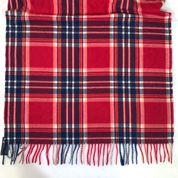 Hollister OS red, white & blue plaid soft Polyester/Viscose blend fringed scarf - Picture 4 of 16
